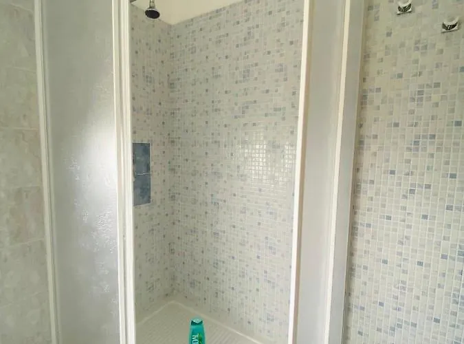 公寓 Sole, Mare E Trallalla