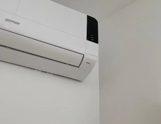 Sole, Mare E Trallalla *