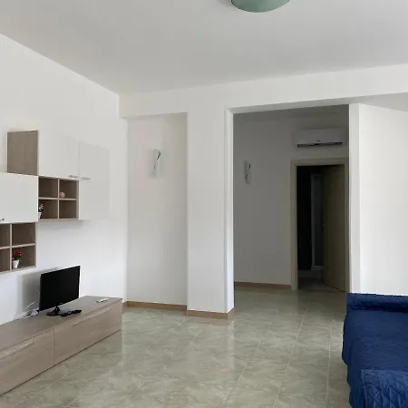 Sole, Mare E Trallalla Apartment Rilievo