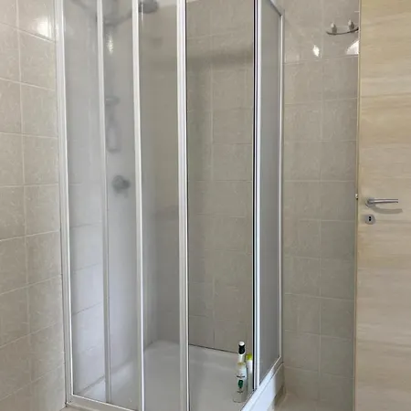 Sole, Mare E Trallalla *