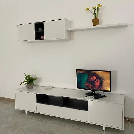 Apartment Sole, Mare E Trallalla *